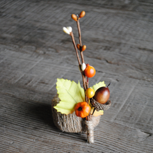 Load image into Gallery viewer, Fall Acorn Napkin Ring Set